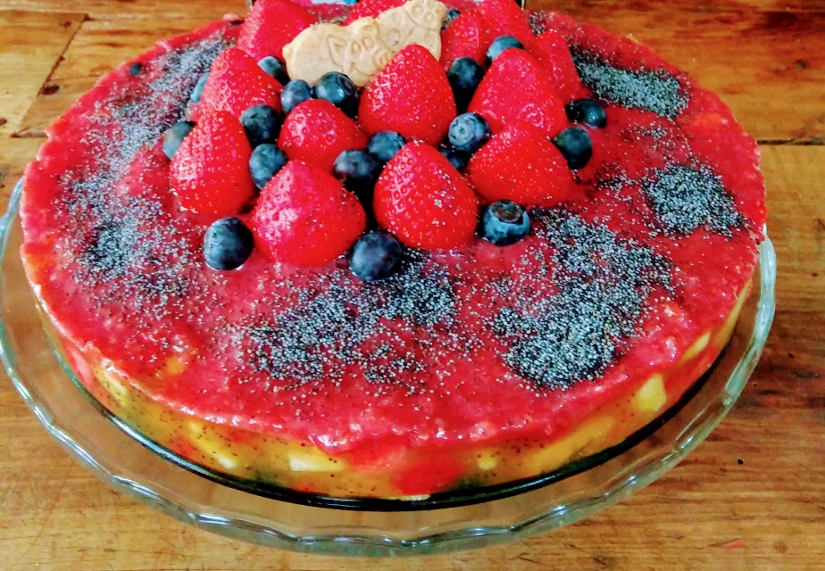 Tarta de frutas de temporada.